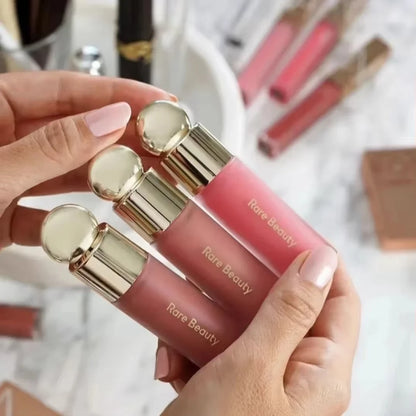 Rare Beauty Blush Liquide – Effet Velouté, Longue Tenue
