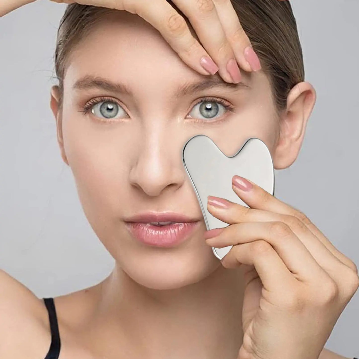 Rouleau Visage + Gua Sha Métal – Soin Drainant & Sculptant